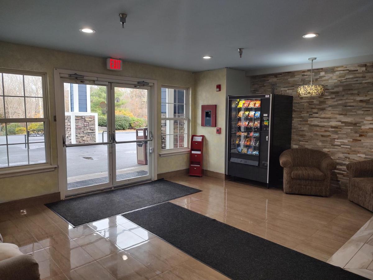 Hilltop Inn & Suites, Near Foxwoods Casino North Stonington Exteriér fotografie