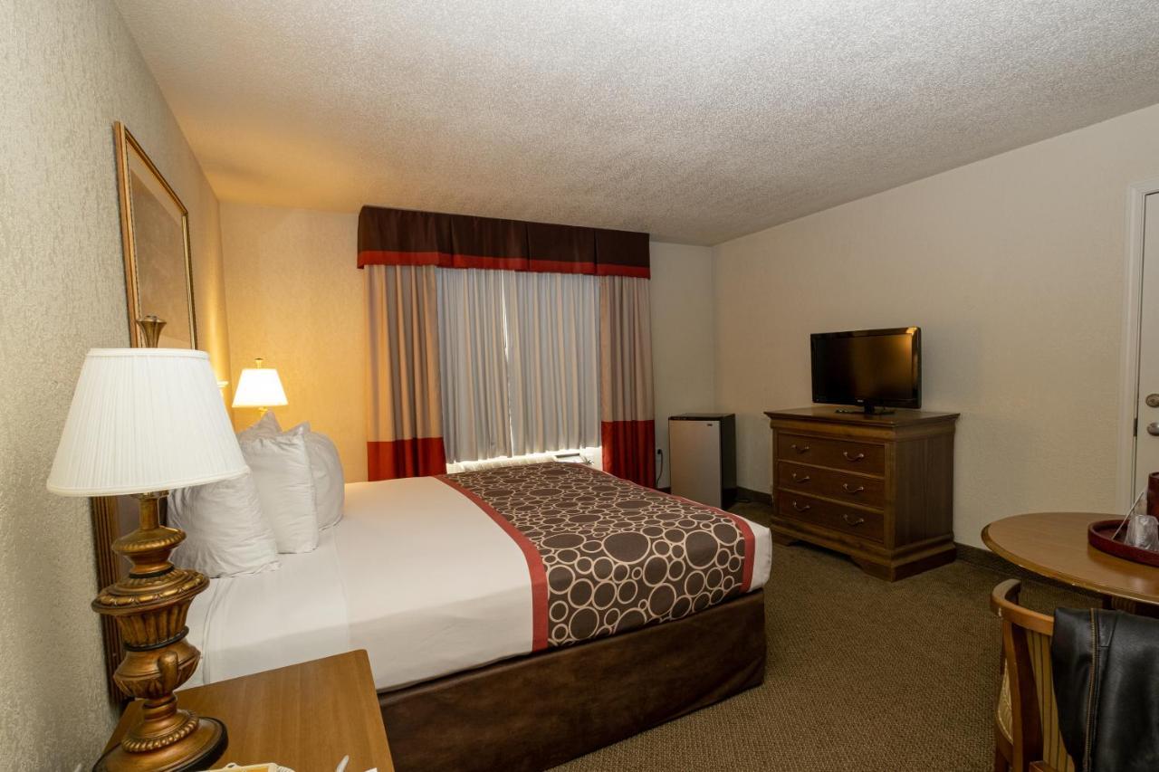 Hilltop Inn & Suites, Near Foxwoods Casino North Stonington Exteriér fotografie