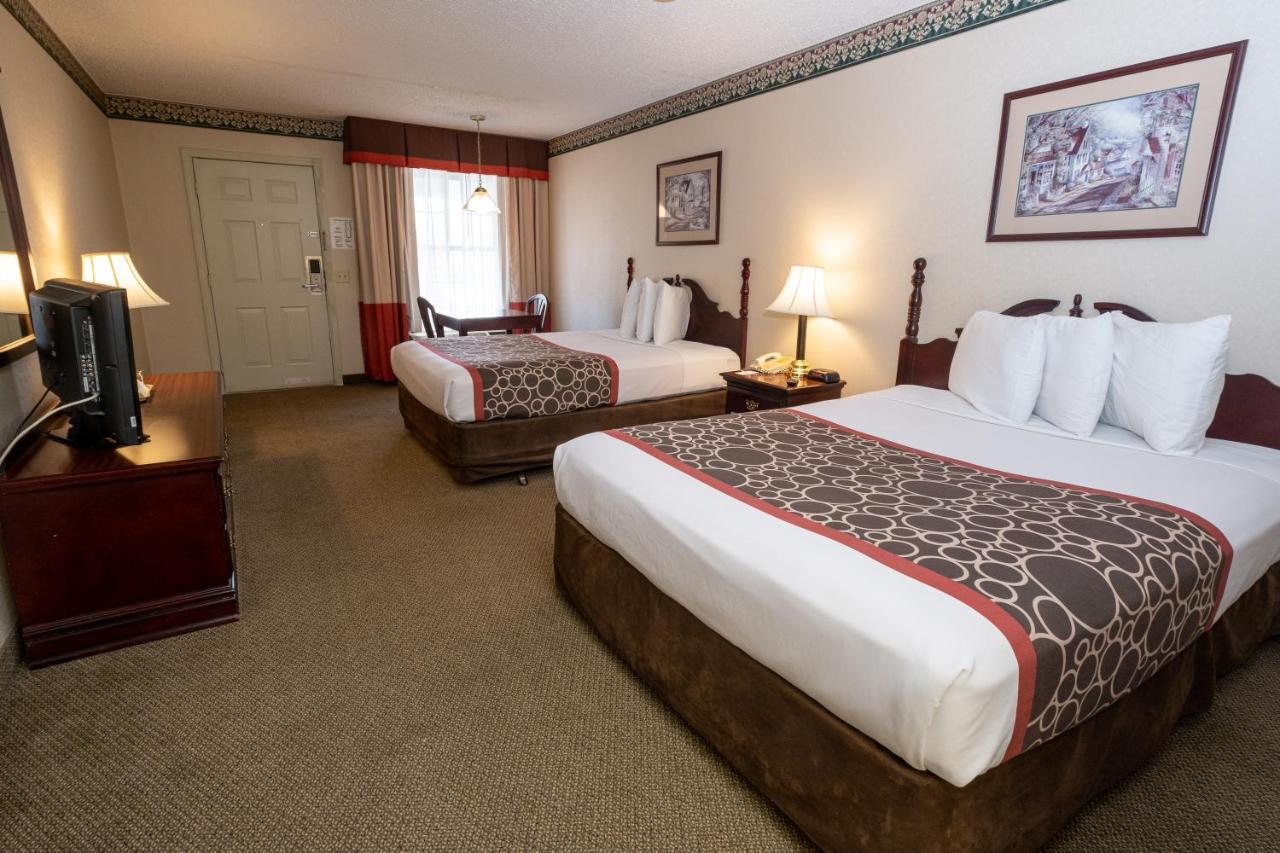 Hilltop Inn & Suites, Near Foxwoods Casino North Stonington Exteriér fotografie