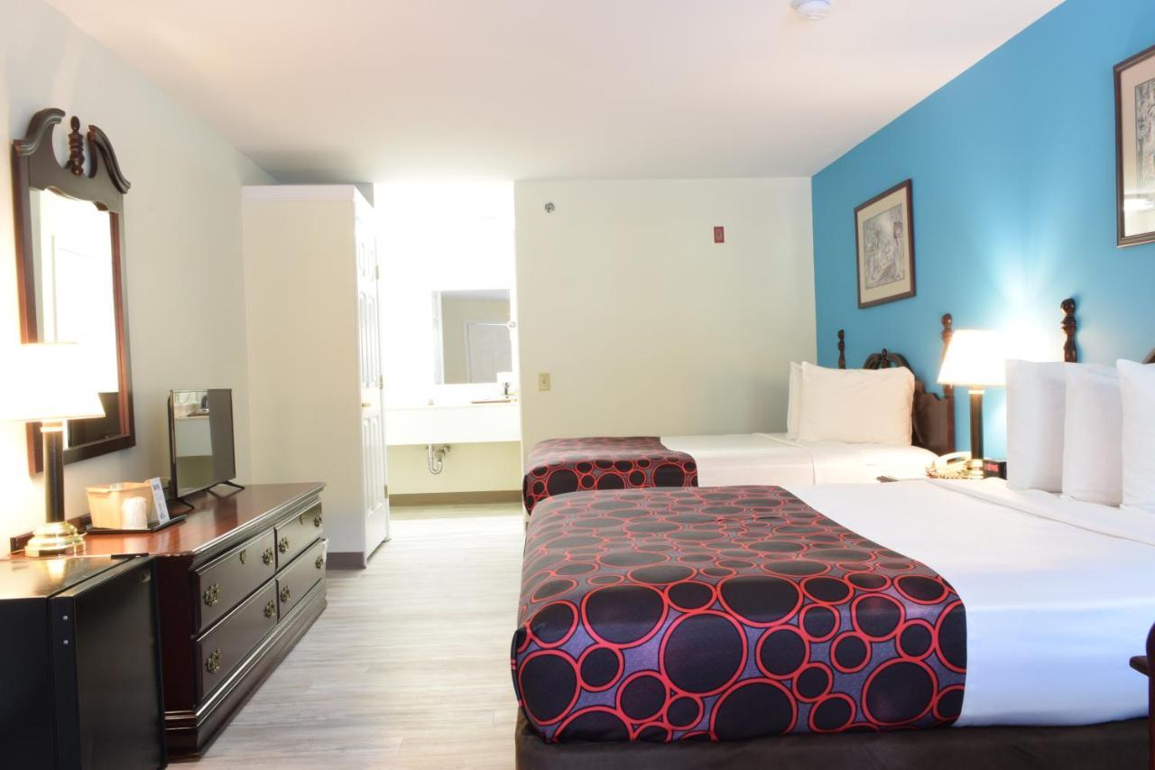 Hilltop Inn & Suites, Near Foxwoods Casino North Stonington Exteriér fotografie